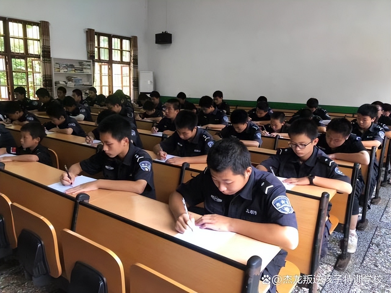 青少年特训学校哪家好 邵阳青少年特训学校