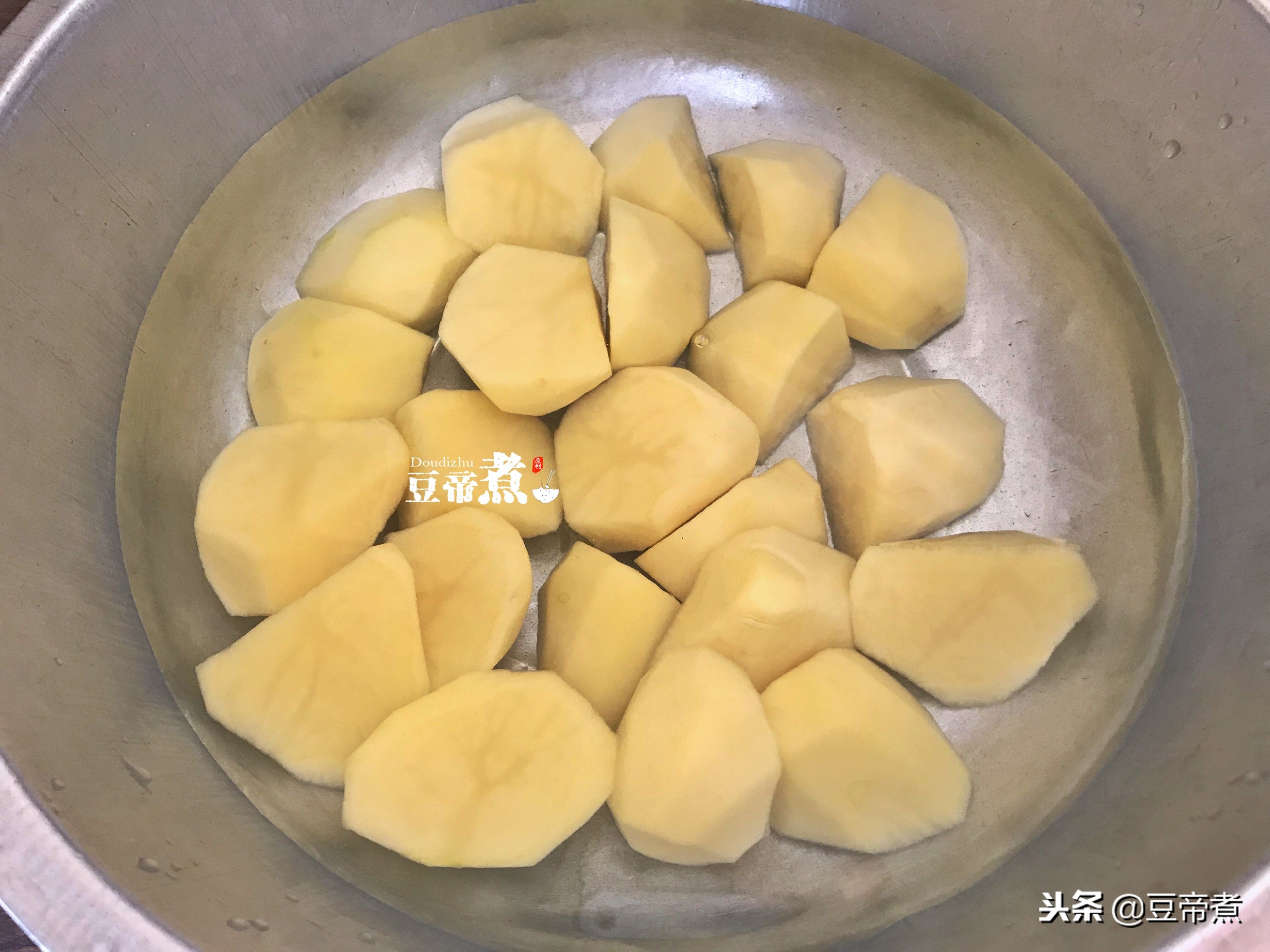 大盘鸡的制作方法 新疆大盘鸡的制作方法