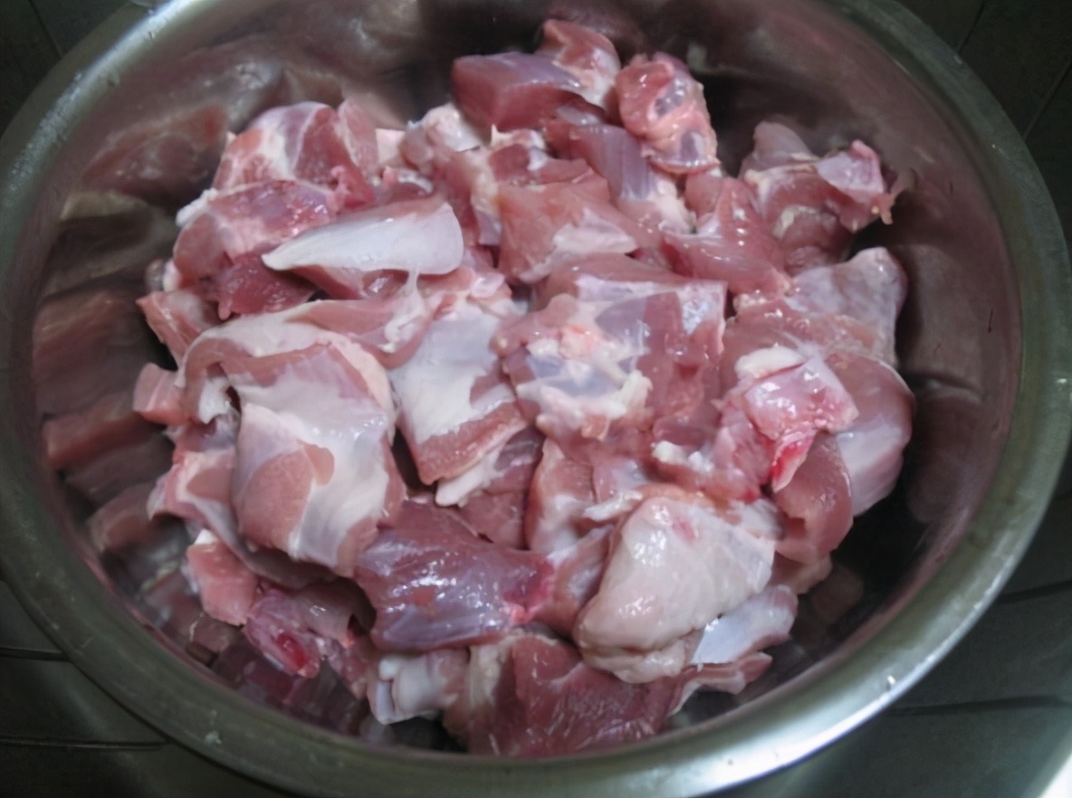 羊肉怎么炖好吃又烂没腥味 羊肉最简单的做法