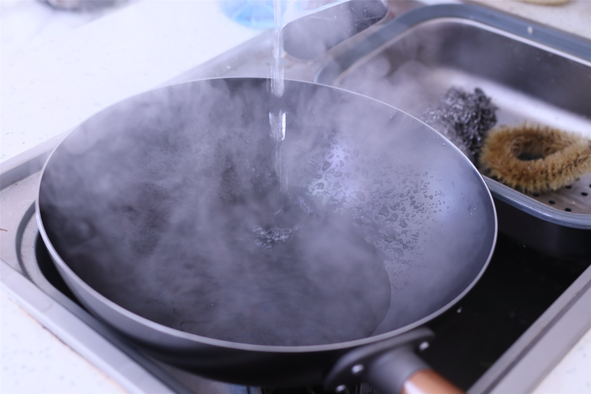 新锅开锅的正确做法 不锈钢开锅的正确方法