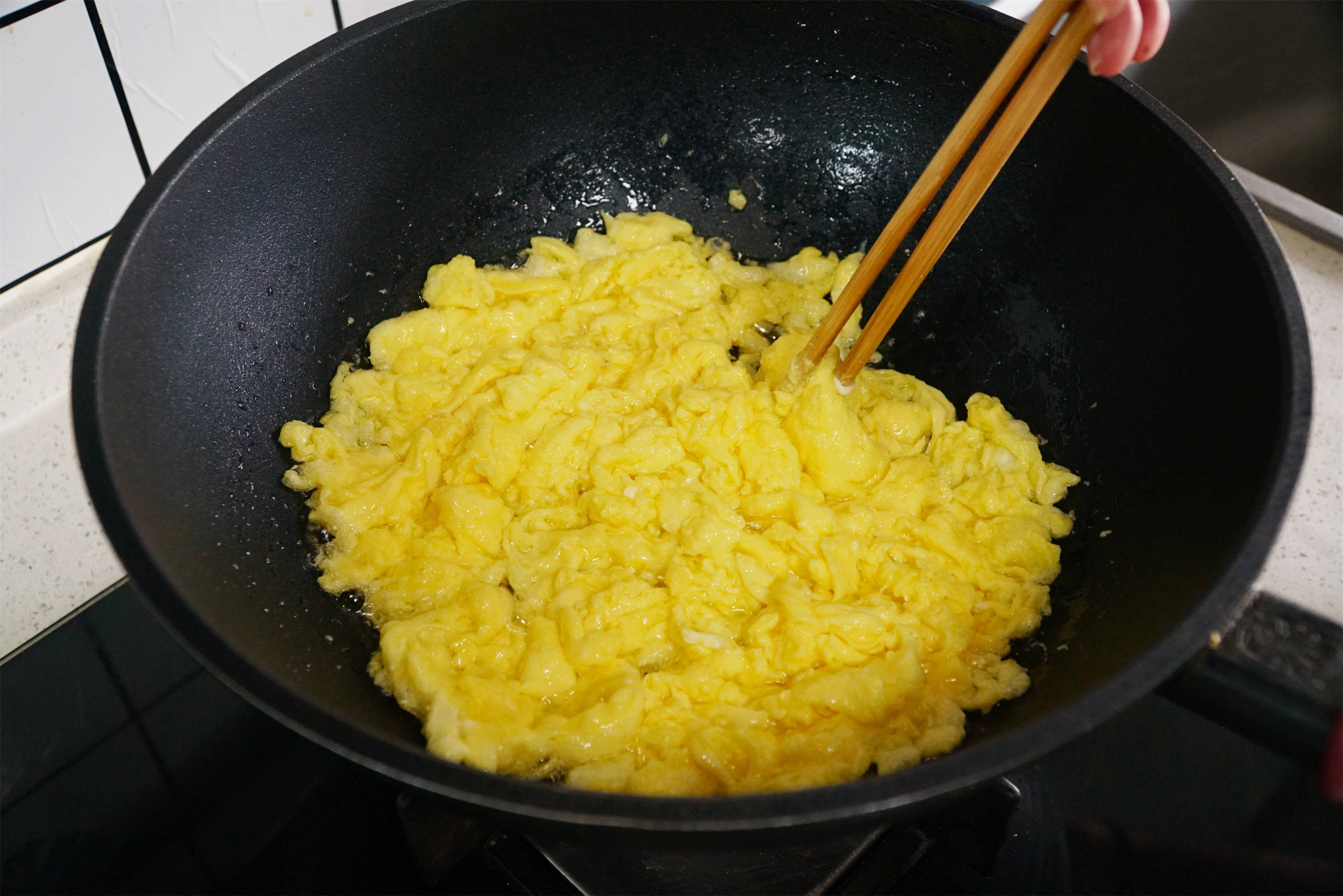 韭菜鸡蛋饺子馅怎么调好吃 韭菜鸡蛋馅饺子馅秘方