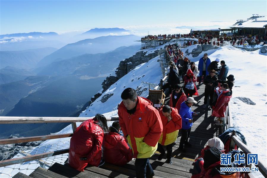 玉龙雪山在哪里个城市 玉龙雪山门票怎么买