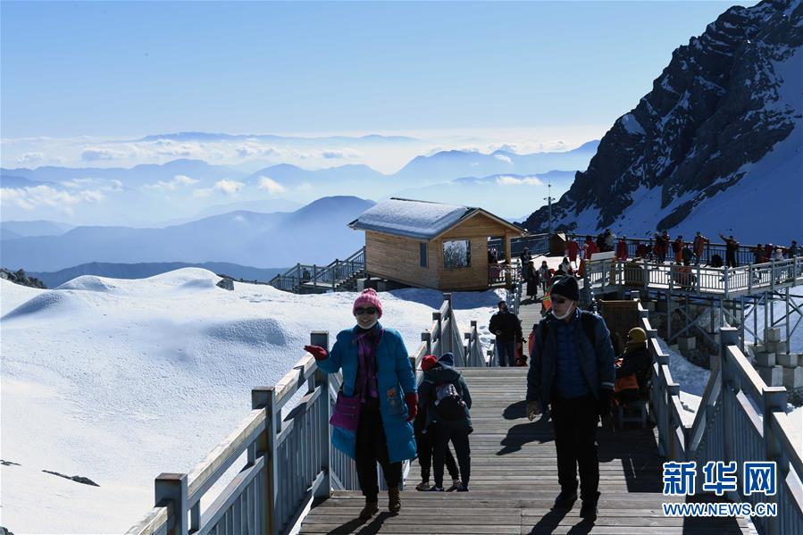 玉龙雪山在哪里个城市 玉龙雪山门票怎么买