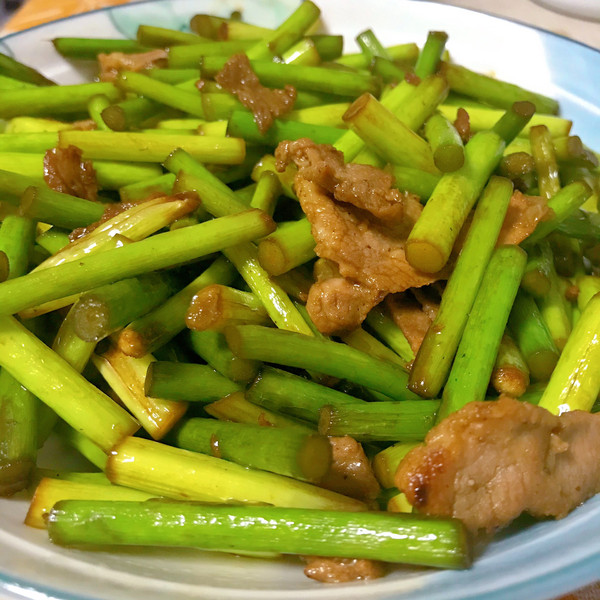 蒜苔炒肉的做法 蒜苔炒肉的家常步骤