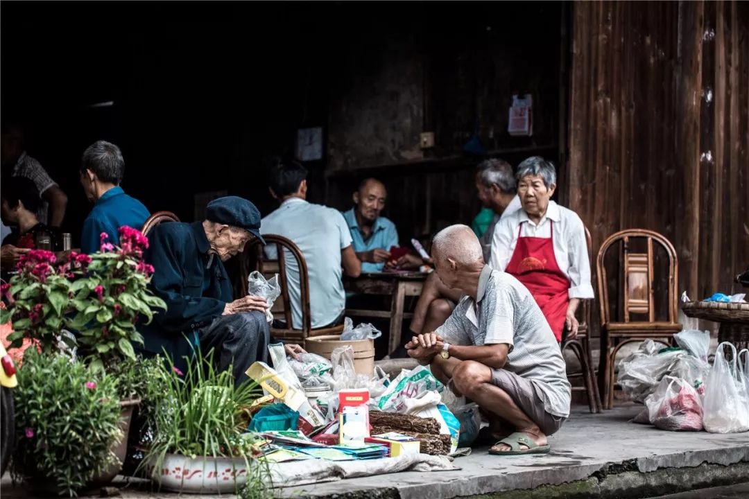 墨客是什么意思 墨客现在的意思