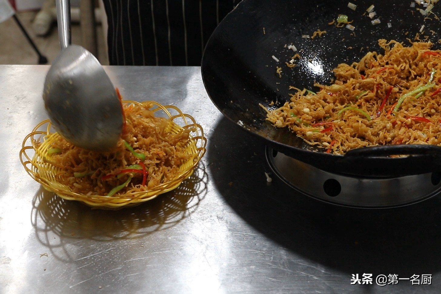 金针菇怎么做好吃 金针菇怎么炒最简单