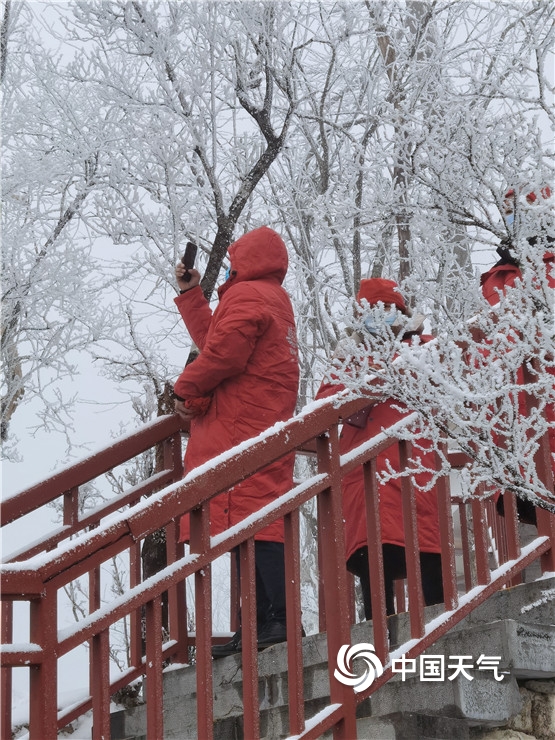 玉龙雪山天气 梅里雪山几月份去最好