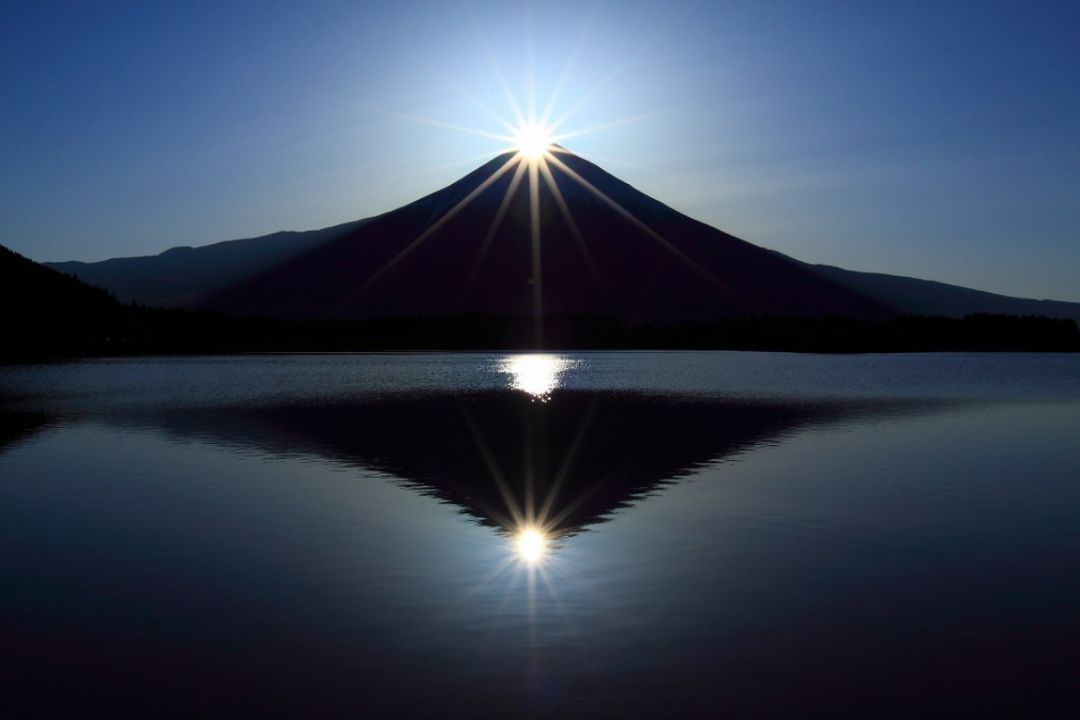 富士山是活火山还是死火山 世界十大超级火山