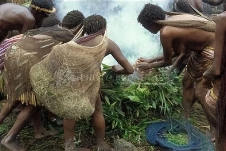 巴西亚马逊外星人事件 亚马逊女儿国部落视频