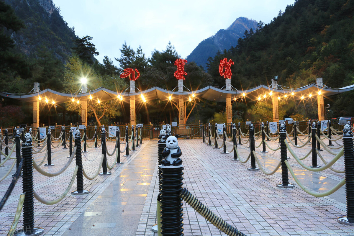 九寨沟四日游 九寨沟旅游攻略自助游