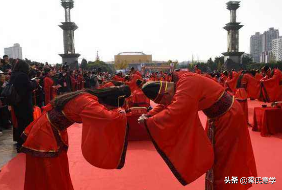 爱是什么结构 爱的结构是上中下