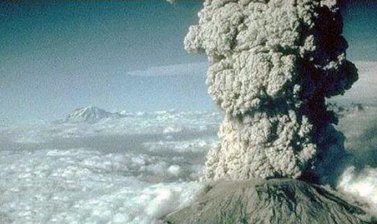 黄石公园超级火山 黄石火山真的会爆发吗