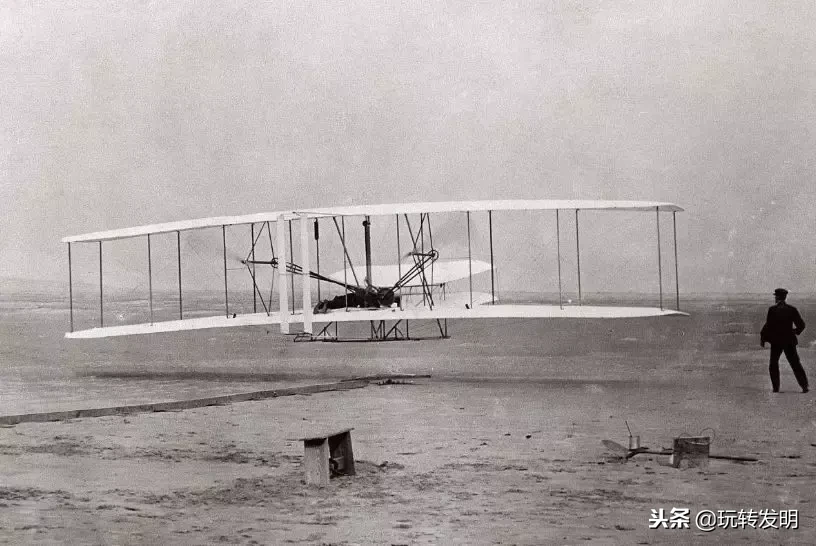 莱特兄弟发明飞机 莱曼兄弟发明飞机的日子