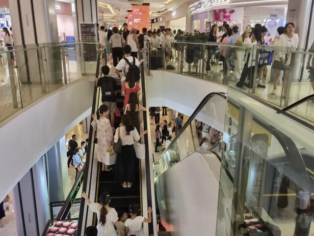 近30家“首店”入驻长沙 “首店经济”激发消费新活力