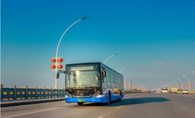 石家庄新运河桥客运站今起运营，都通哪些公交车？