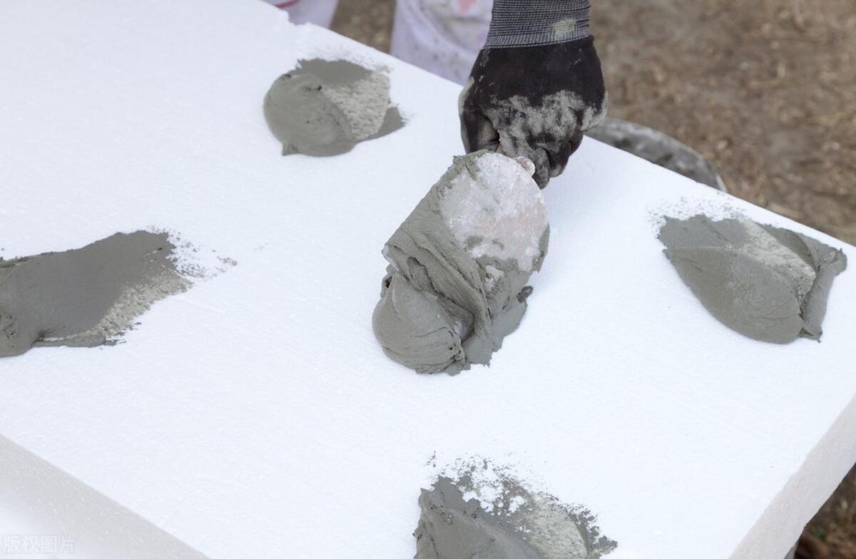 住房和城乡建设部提出禁止水泥砂浆贴外墙砖！