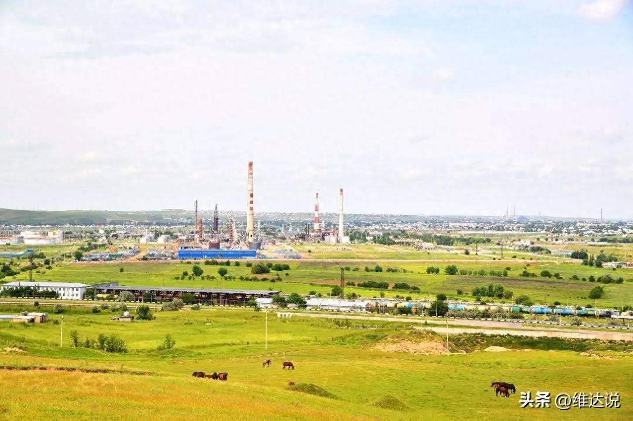 哈萨克斯坦：坐在油气田和矿车上的国家，数万亿美元矿产羡煞旁人