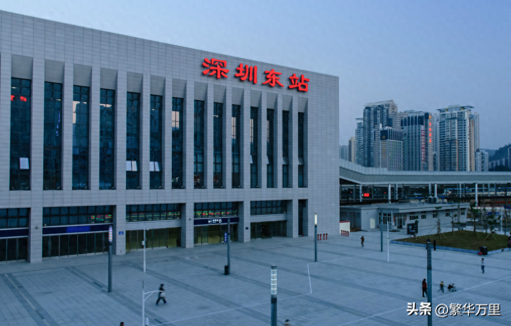 深圳市的区划调整，广东省的第一大城市，为何有9个区？