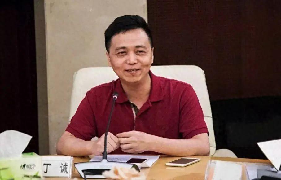 丁诚已任湘潭市委常委、市委秘书长，曾在媒体工作多年