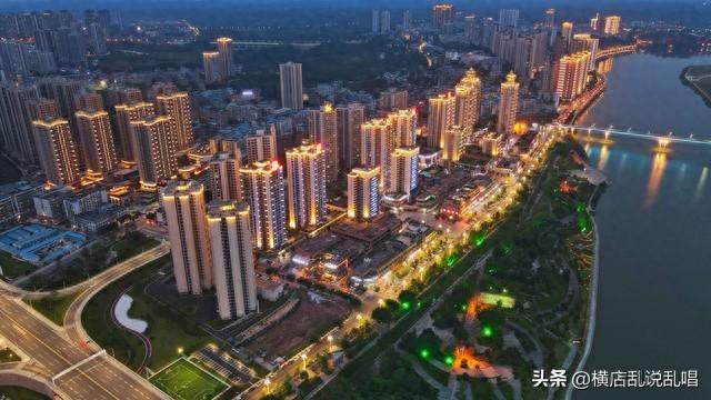 为何陕西省蒲城县如此疯狂造城，激进狂奔的蒲城县城市发展格局