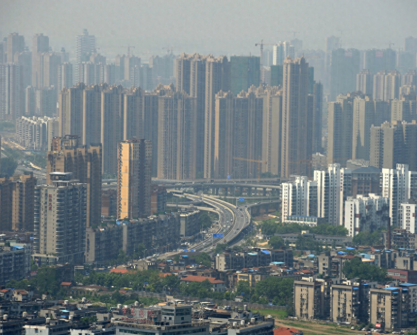如果中国不再依赖房地产，那么我们将依靠什么去推动经济发展？