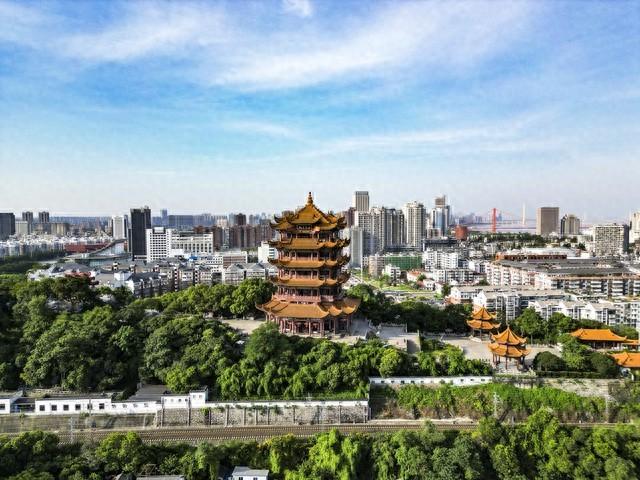 2023湖北省13个城市GDP预测：武汉破2万亿，襄阳破6千亿，黄冈第6