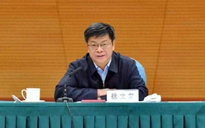 中国石油天然气集团原副总经理徐文荣被决定逮捕